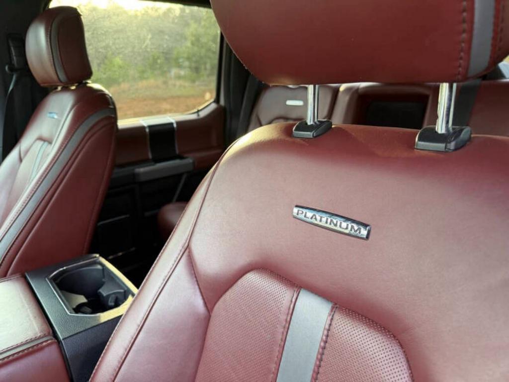 2019 Ford F-150 - $18,900