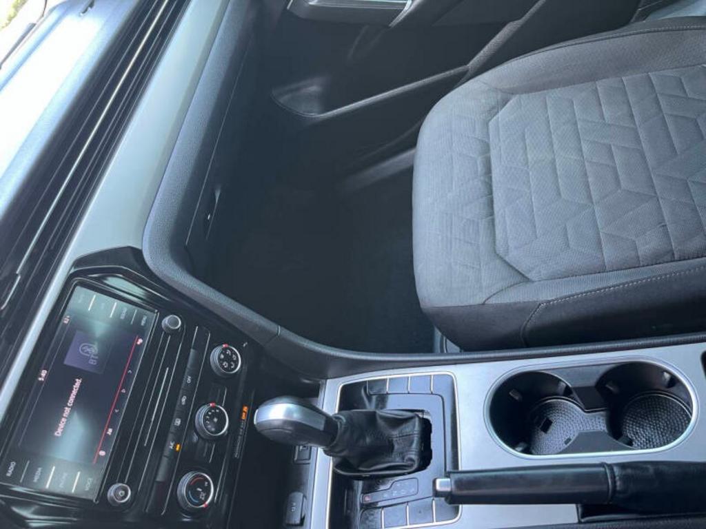 2021 Volkswagen Passat - $10,700