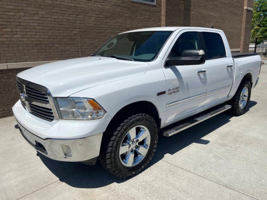 2015 Ram 1500 - $13,900