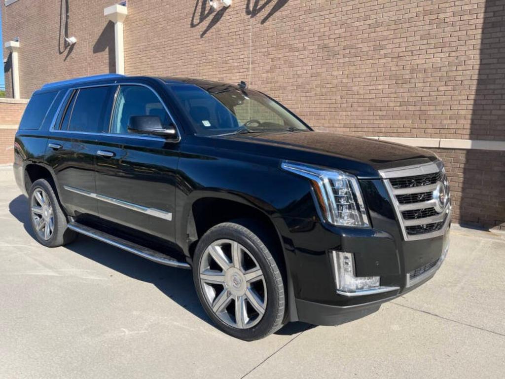 2015 Cadillac Escalade - $17,900