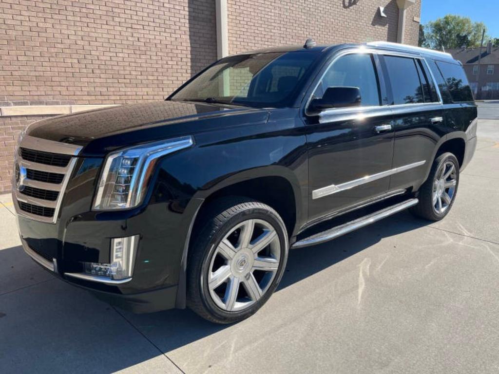 2015 Cadillac Escalade - $17,900