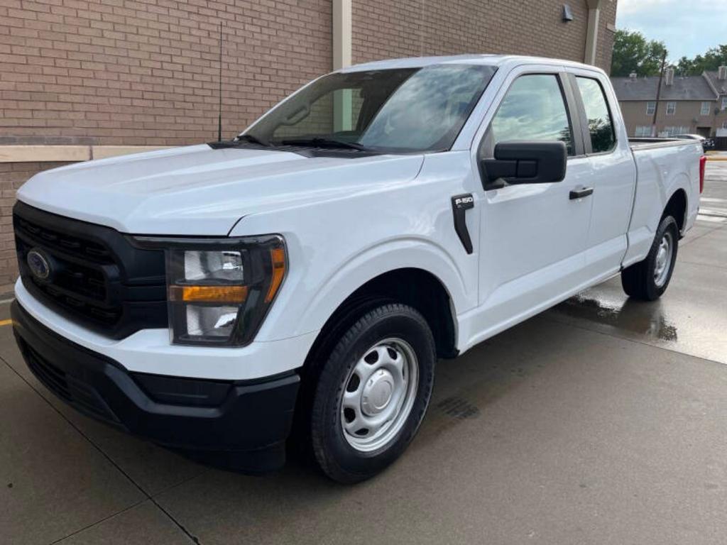 2023 Ford F-150 - $8,900
