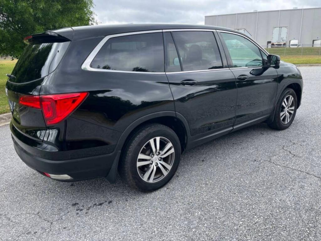 2016 Honda Pilot - $8,900