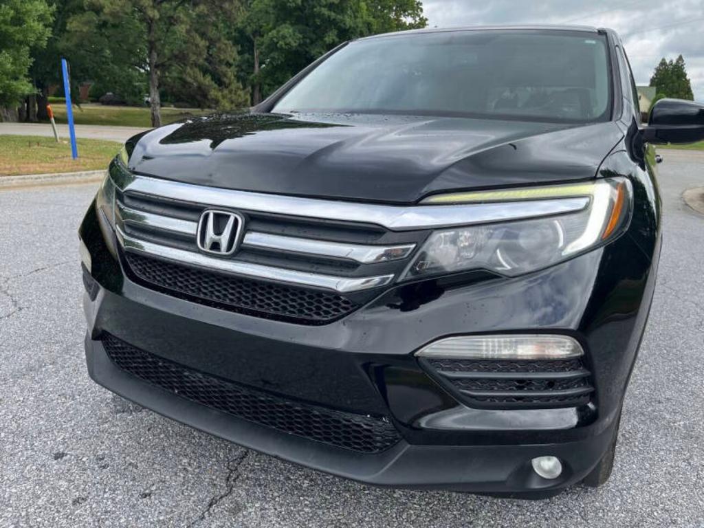 2016 Honda Pilot - $8,900
