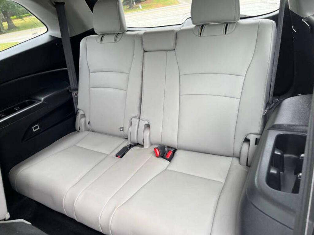 2016 Honda Pilot - $8,900