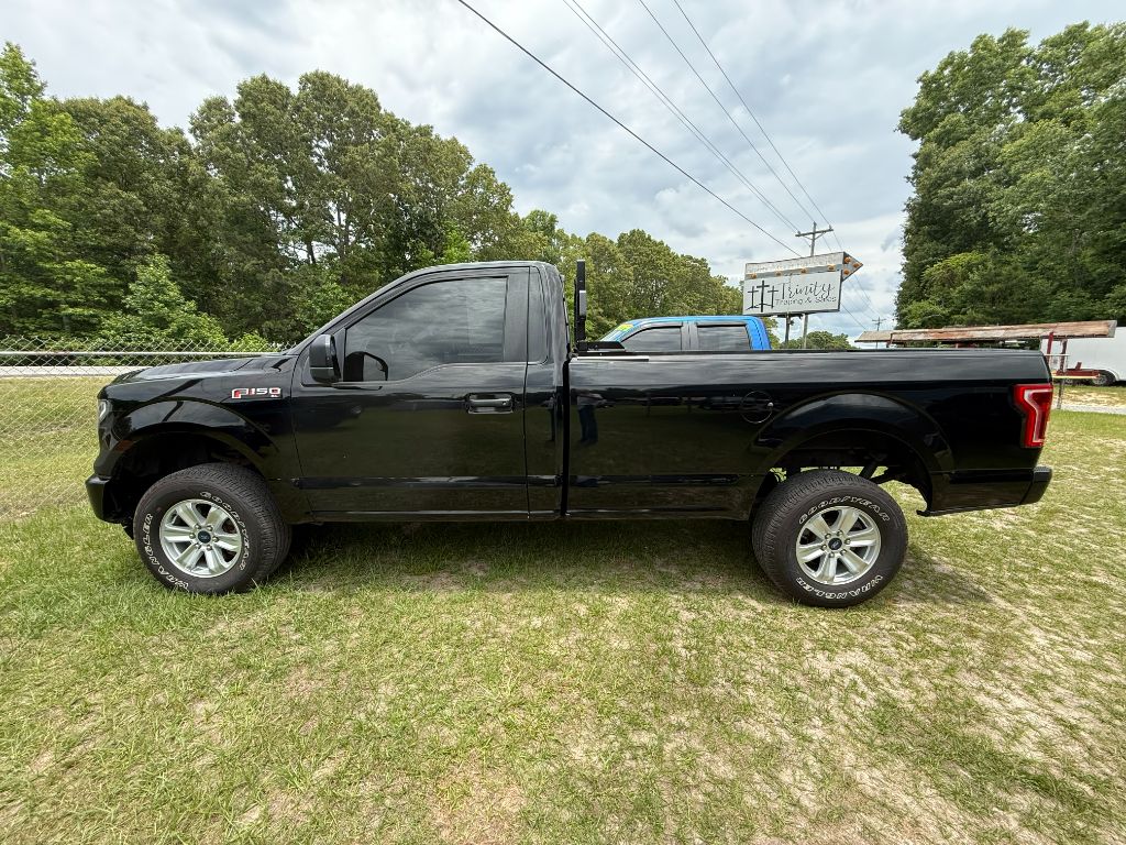 2017 Ford F-150 - $24,799