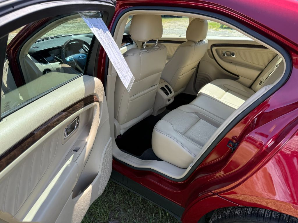 2015 Ford Taurus - $12,900