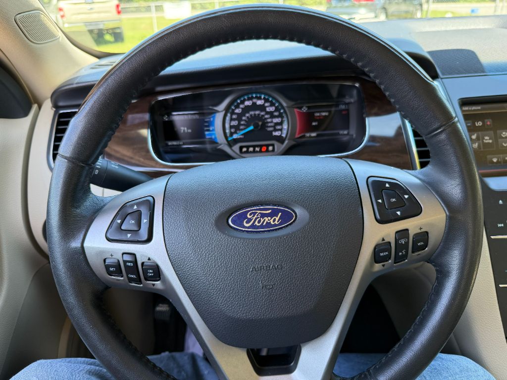 2015 Ford Taurus - $12,900