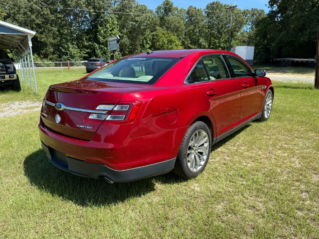 2015 Ford Taurus - $12,900