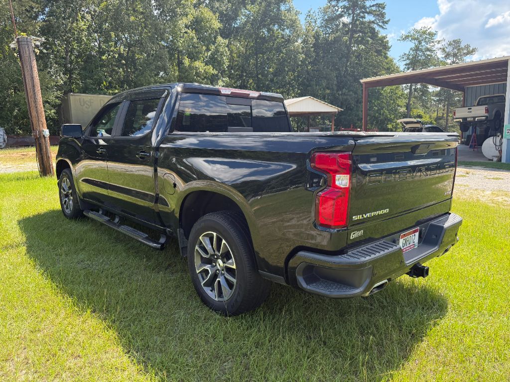 2021 Chevrolet Silverado - $26,550