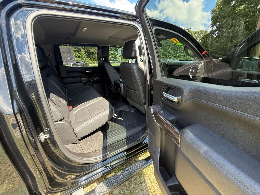 2021 Chevrolet Silverado - $26,550