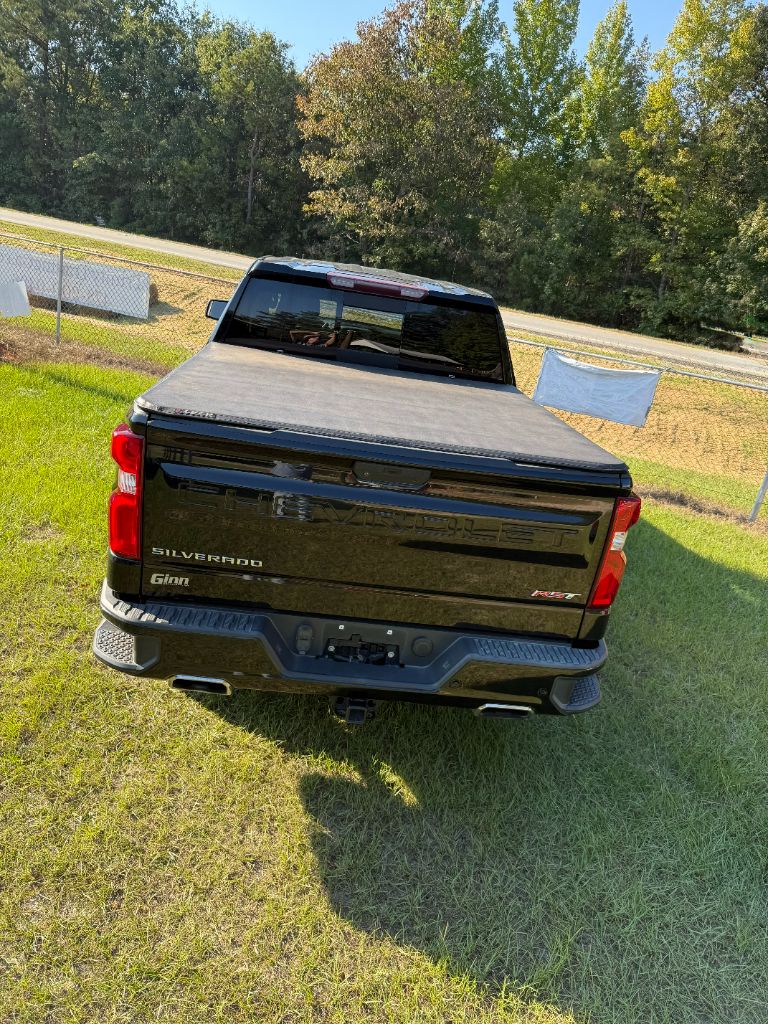 2021 Chevrolet Silverado - $26,550