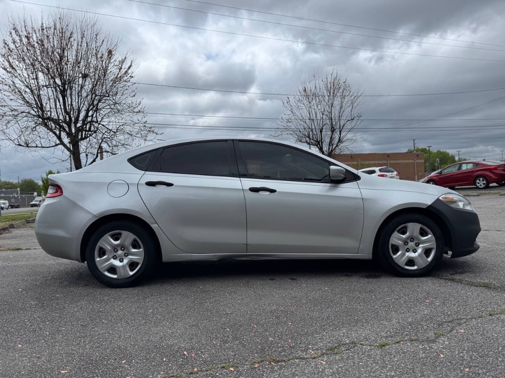 2013 Dodge Dart SE photo