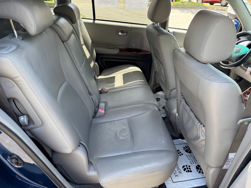 2005 Toyota Highlander photo