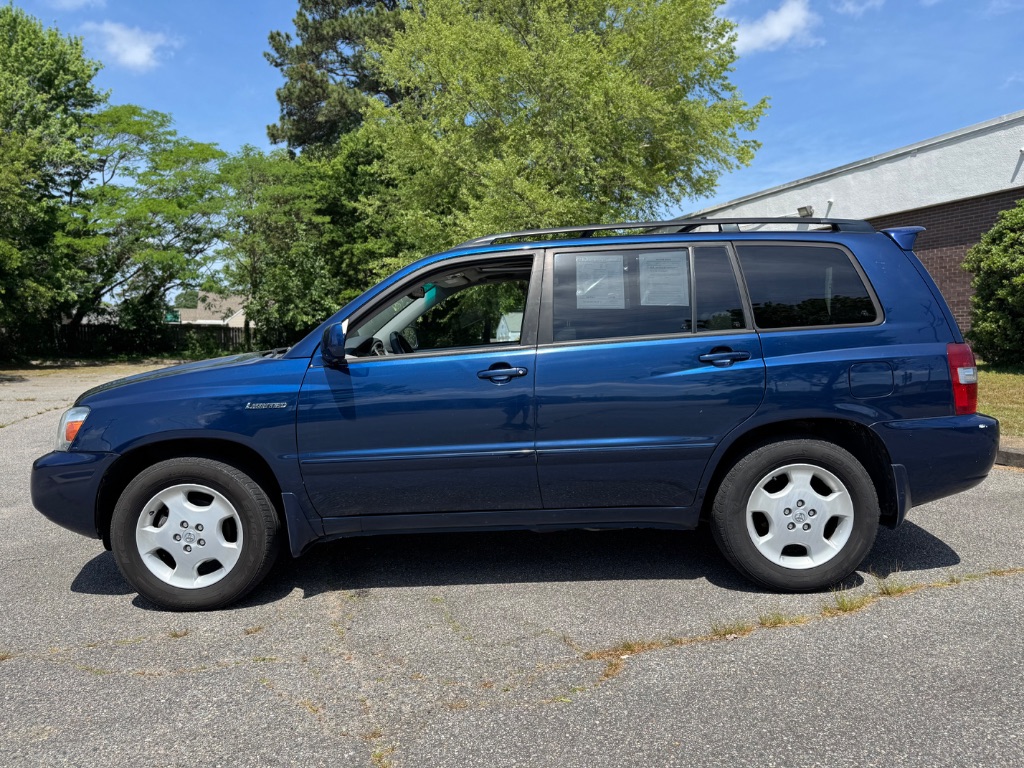 2005 Toyota Highlander photo
