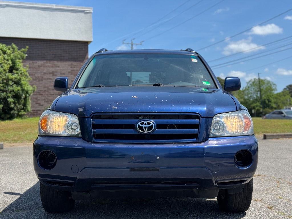 2005 Toyota Highlander photo