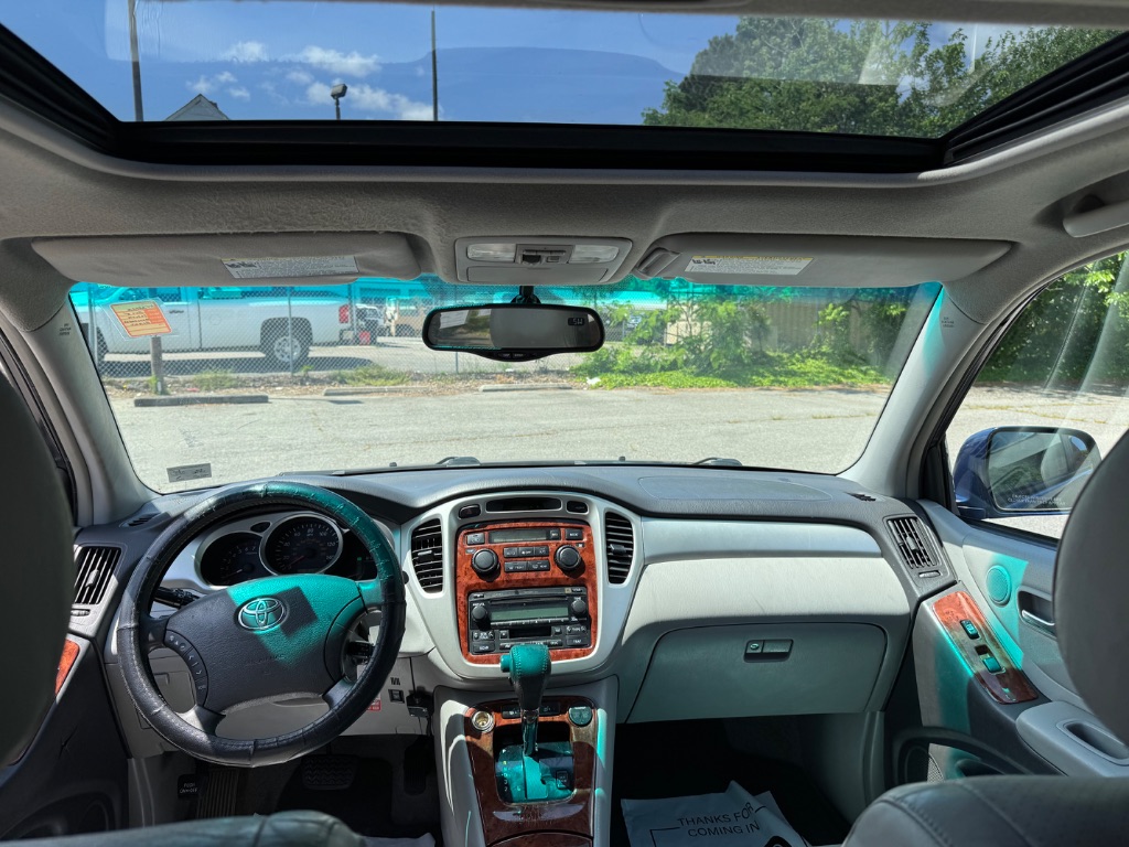 2005 Toyota Highlander photo