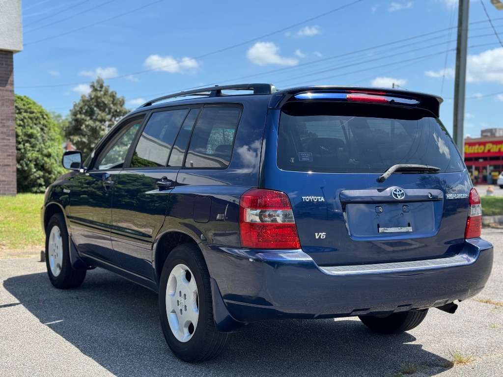 2005 Toyota Highlander photo