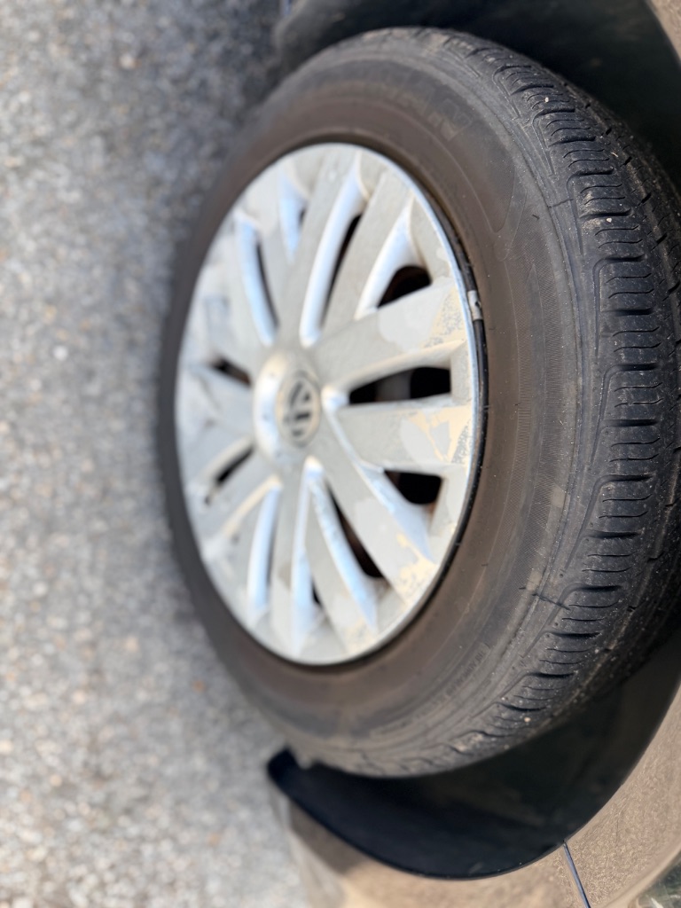2010 Volkswagen Jetta - $3,500