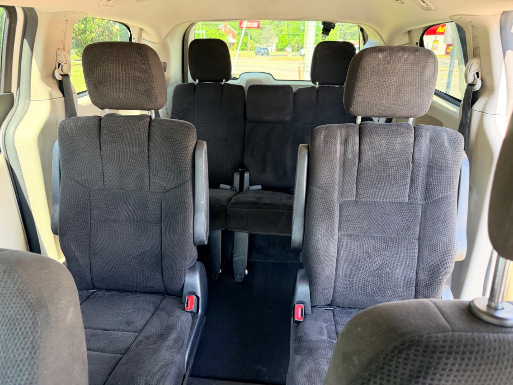 2013 Dodge Grand Caravan - $6,300