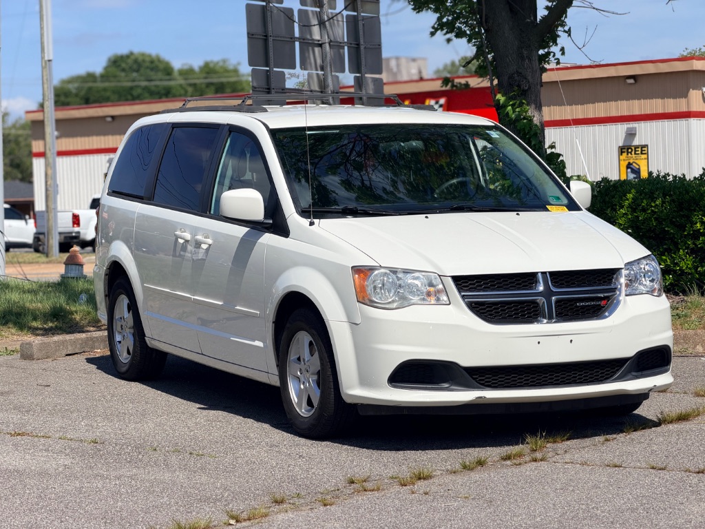 2013 Dodge Grand Caravan - $6,300
