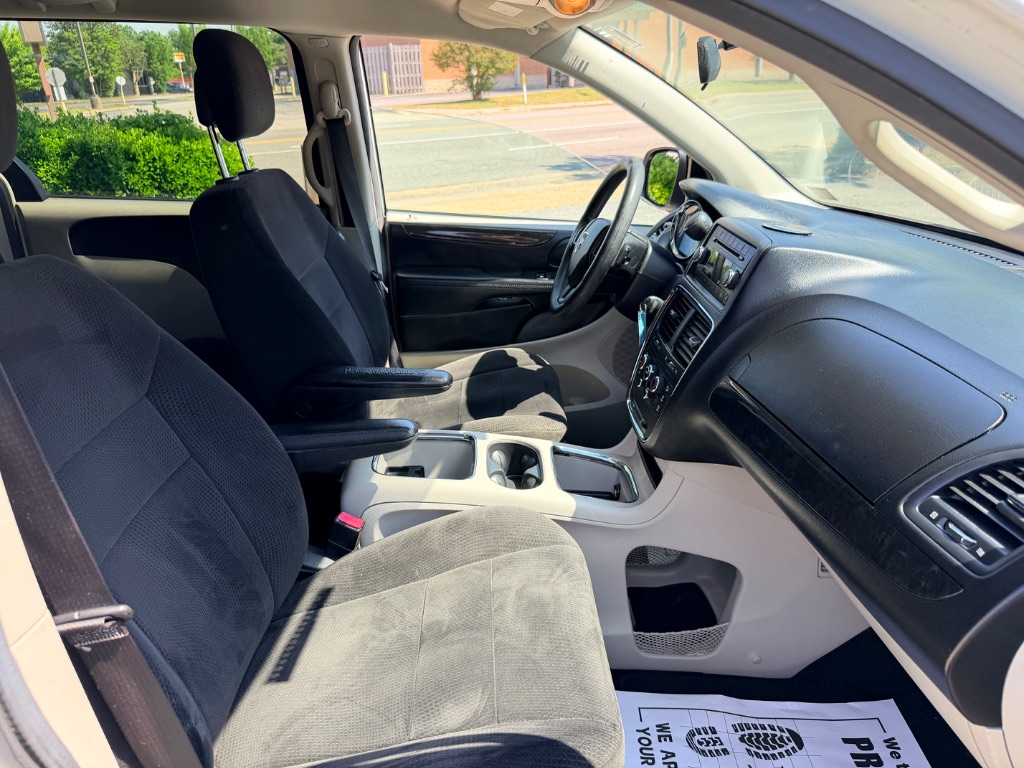 2013 Dodge Grand Caravan - $6,300