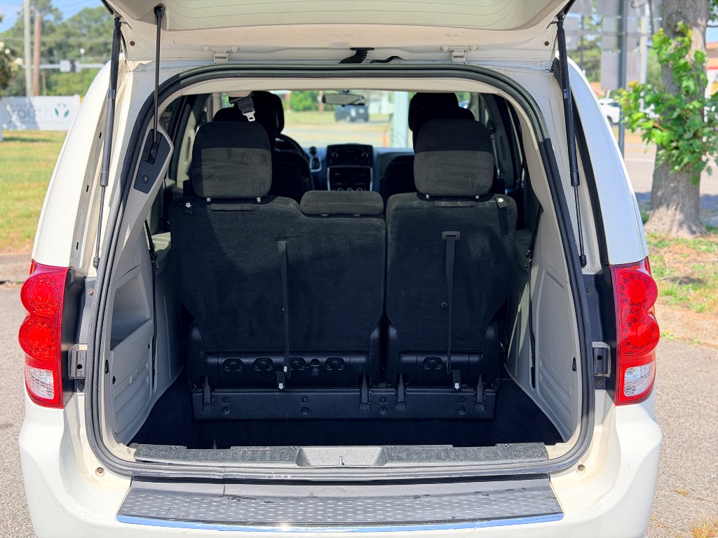 2013 Dodge Grand Caravan - $6,300