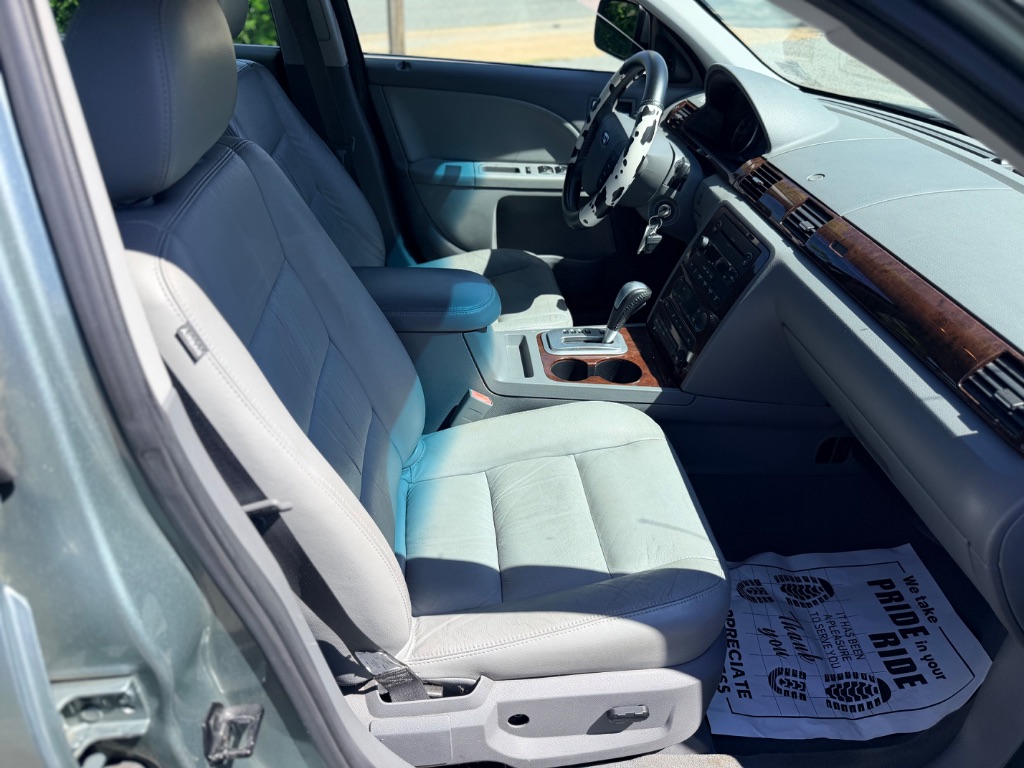 2007 Ford Five Hundred - $3,650