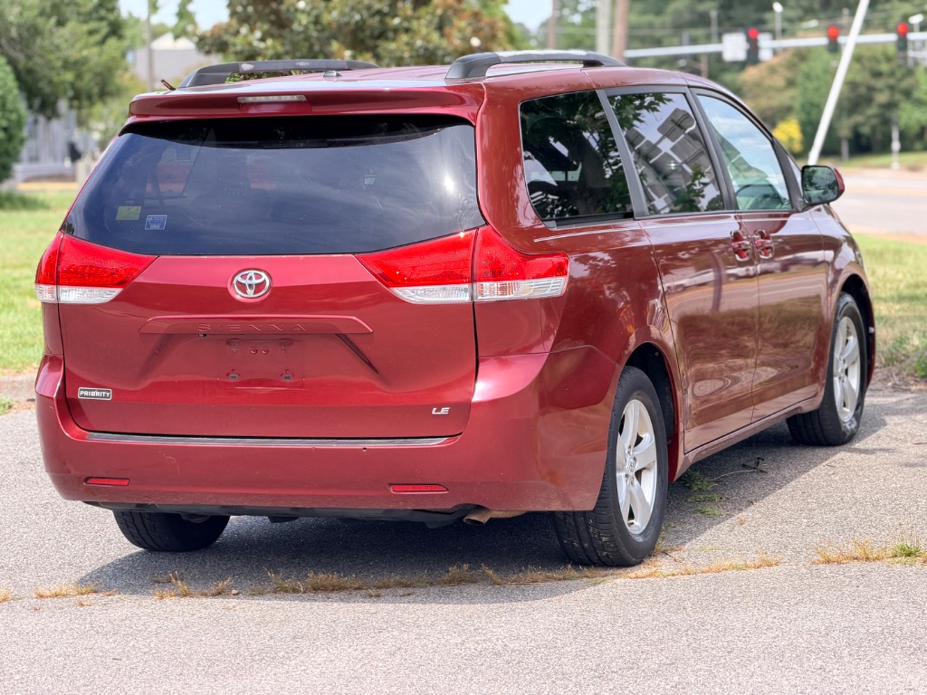 2011 Toyota Sienna - $7,995