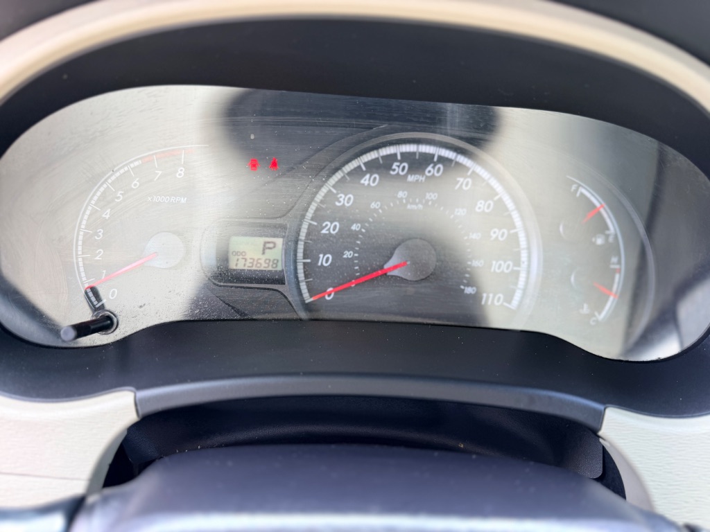 2011 Toyota Sienna - $7,995