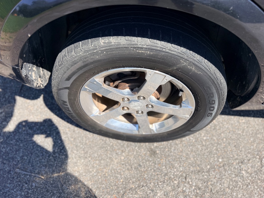 2012 Chevrolet Captiva - $3,250