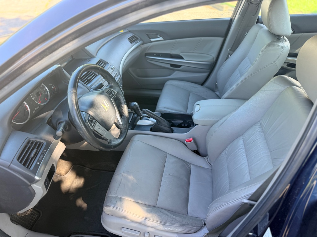 2010 Honda Accord - $6,995