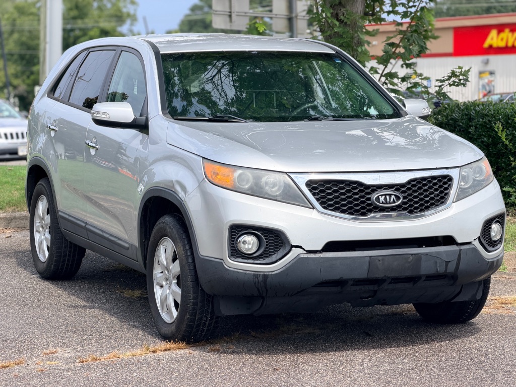 2013 Kia Sorento - $4,200