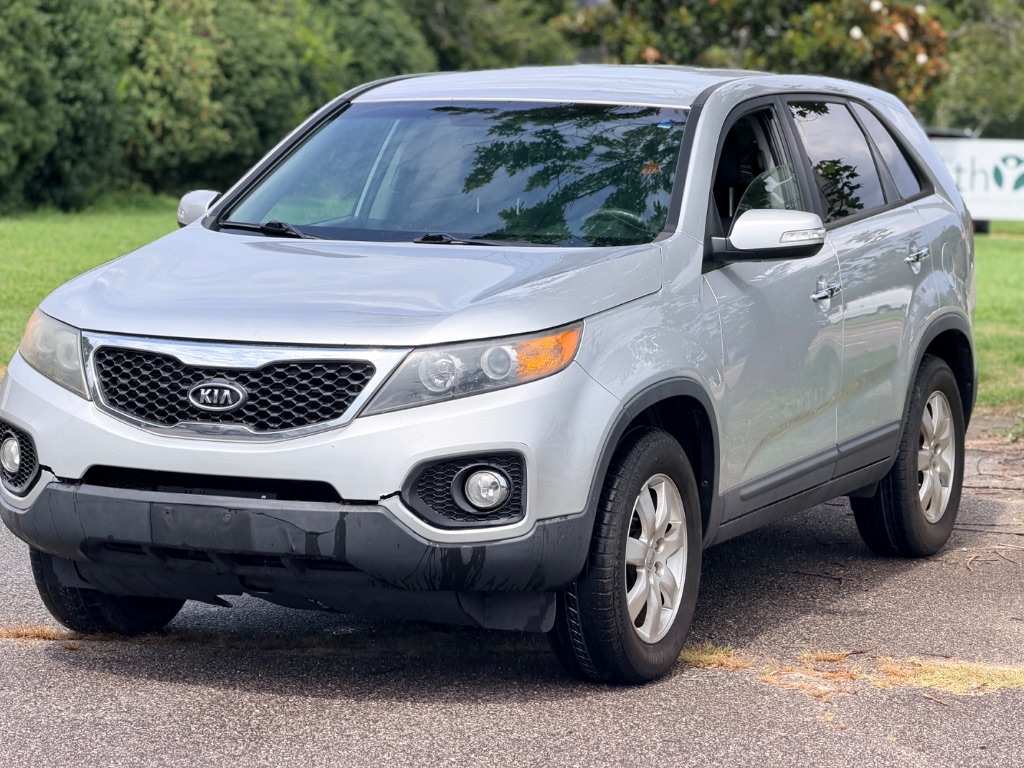 2013 Kia Sorento - $4,200