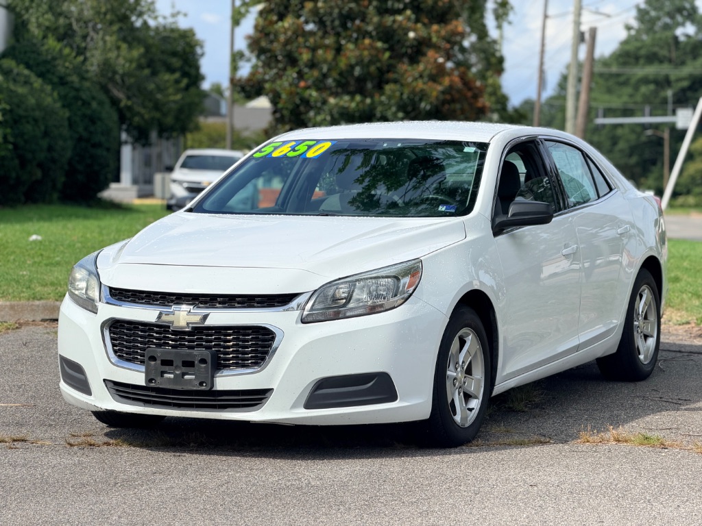 2016 Chevrolet Malibu - $5,650