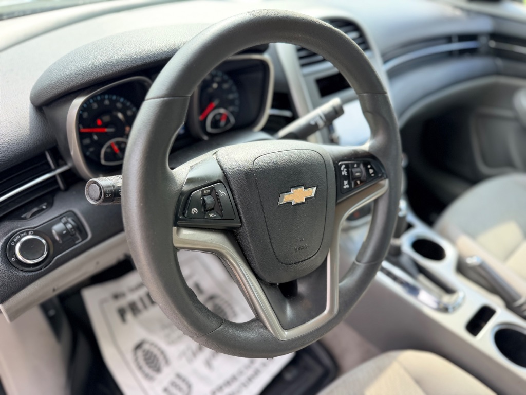 2016 Chevrolet Malibu - $5,650