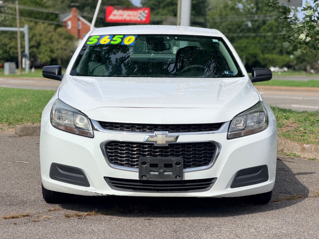 2016 Chevrolet Malibu - $5,650