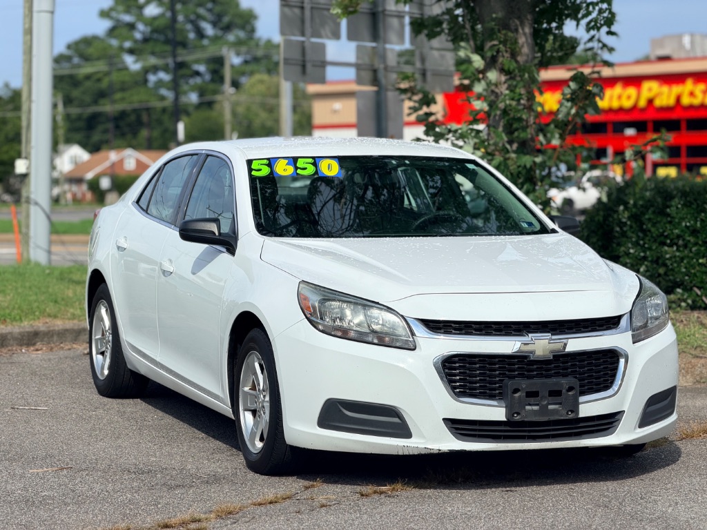 2016 Chevrolet Malibu - $5,650