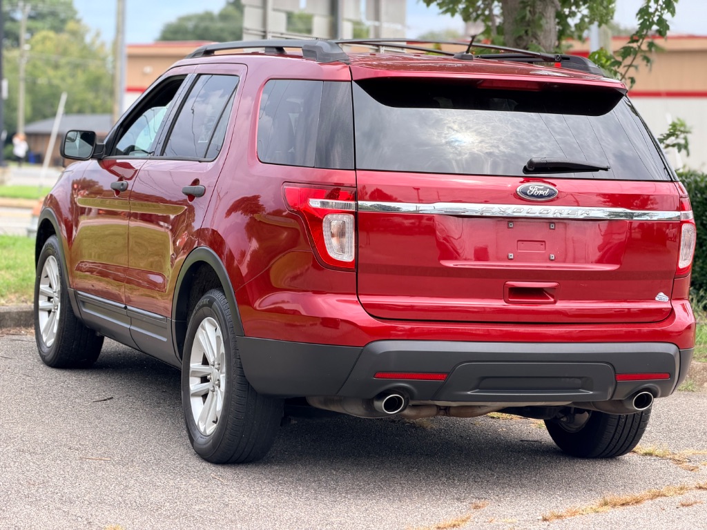 2015 Ford Explorer - $5,300
