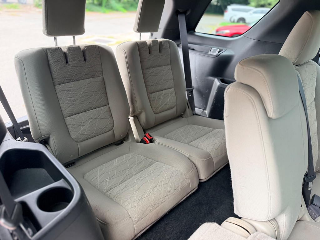 2015 Ford Explorer - $5,300