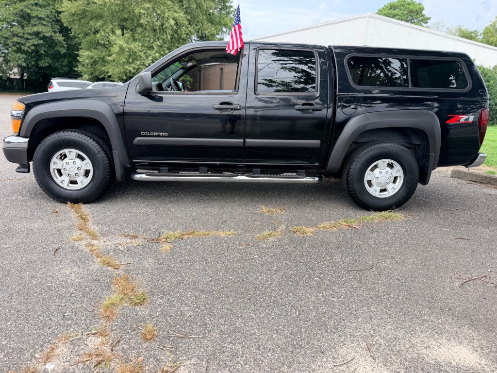 2004 Chevrolet Colorado - $6,550
