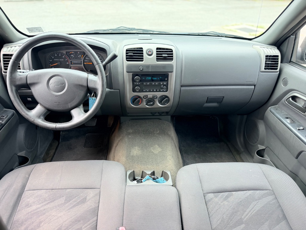 2004 Chevrolet Colorado - $6,550