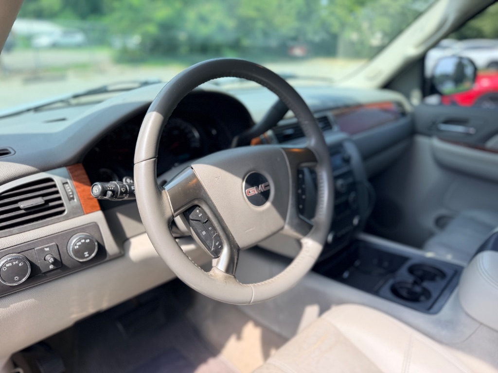 2007 GMC Yukon - $6,995