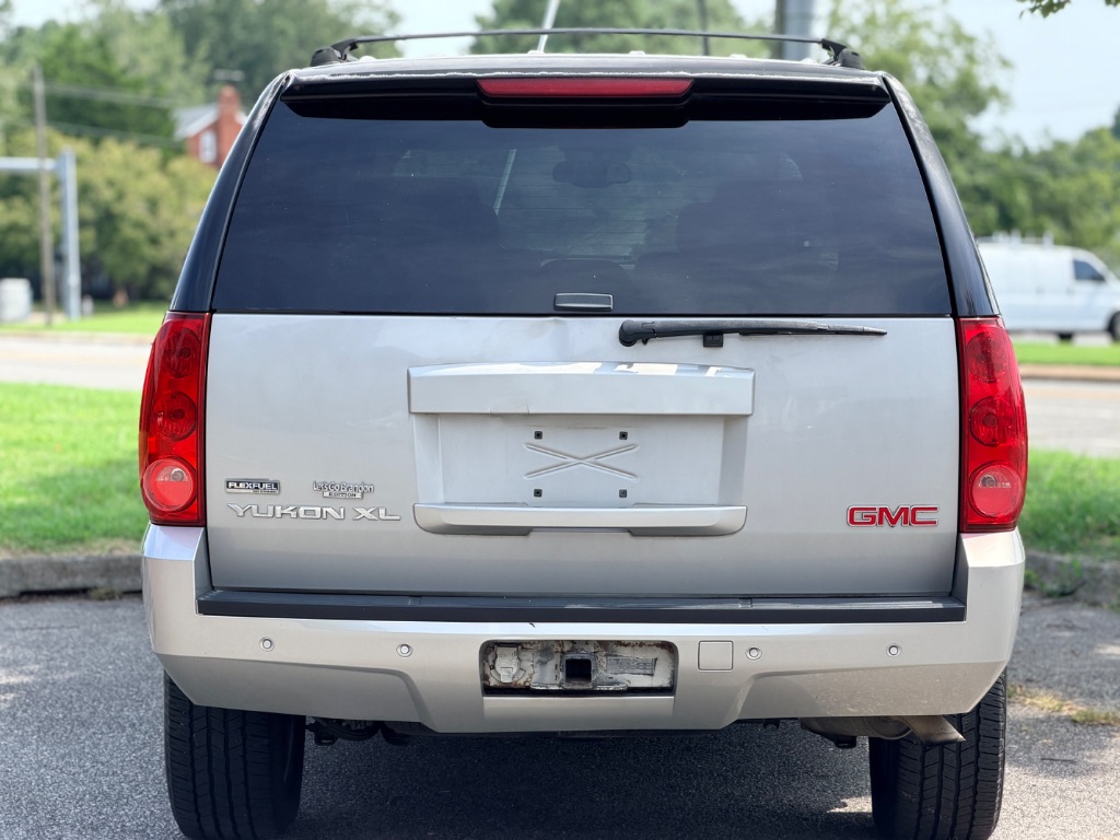 2007 GMC Yukon - $6,995