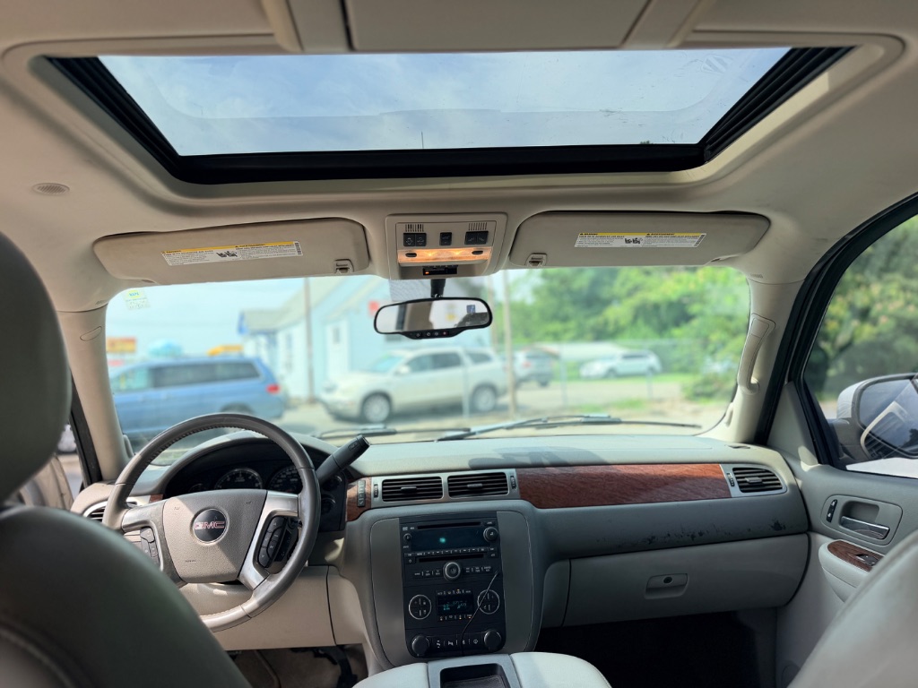 2007 GMC Yukon - $6,995