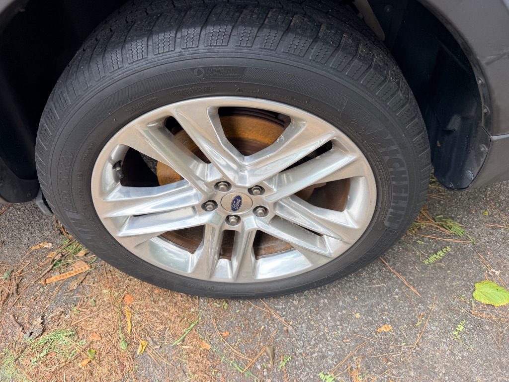 2017 Ford Explorer - $5,875