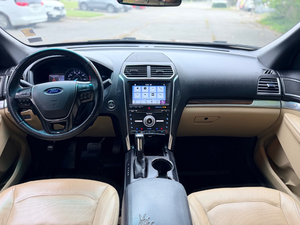 2017 Ford Explorer - $5,875