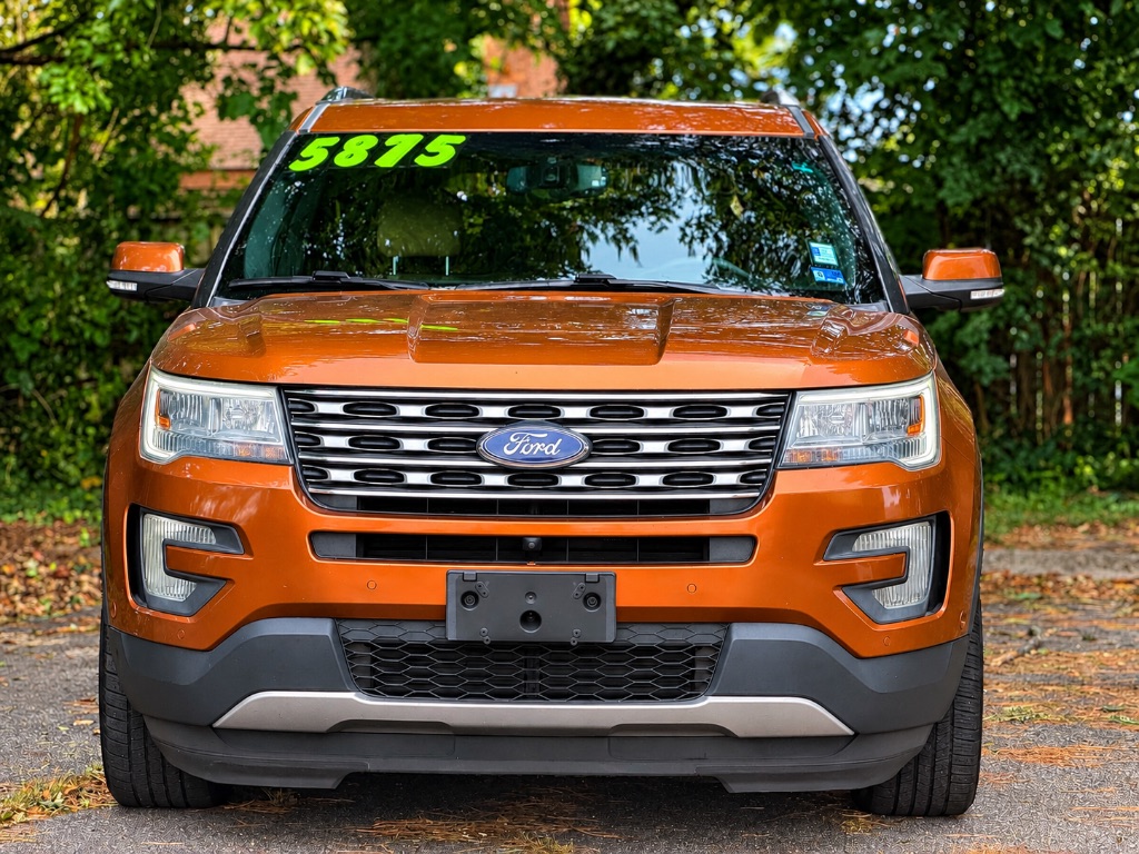 2017 Ford Explorer - $5,875