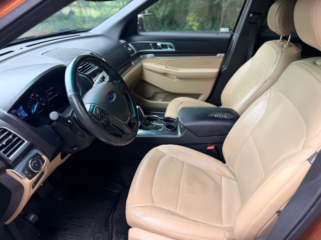 2017 Ford Explorer - $5,875