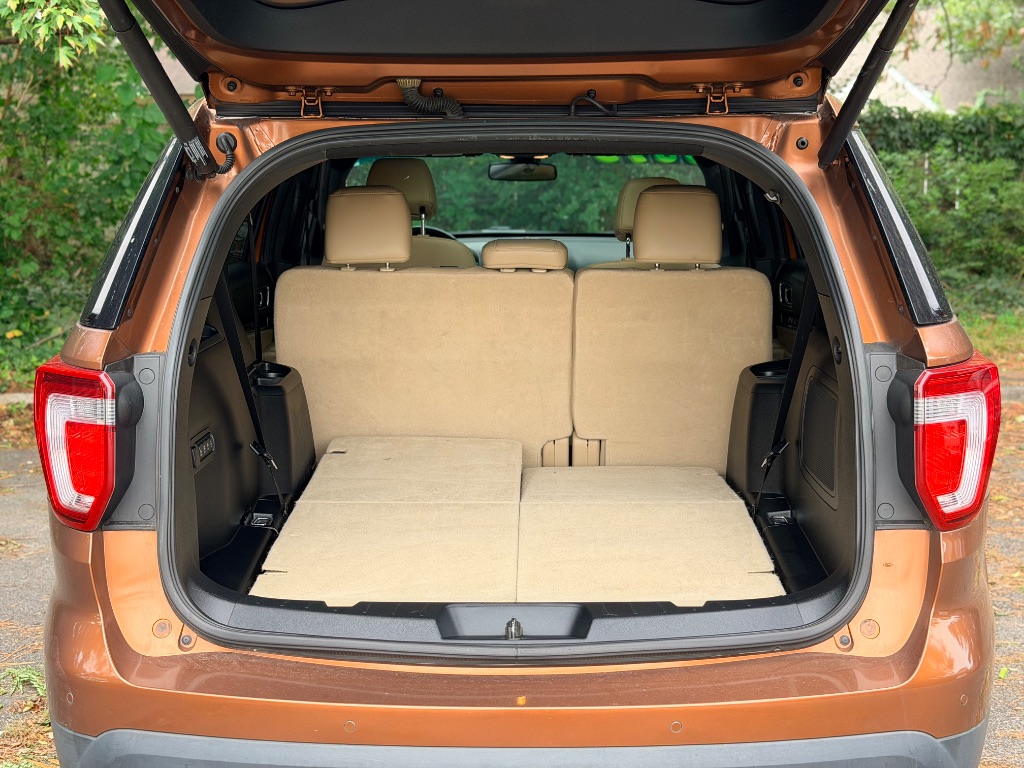 2017 Ford Explorer - $5,875